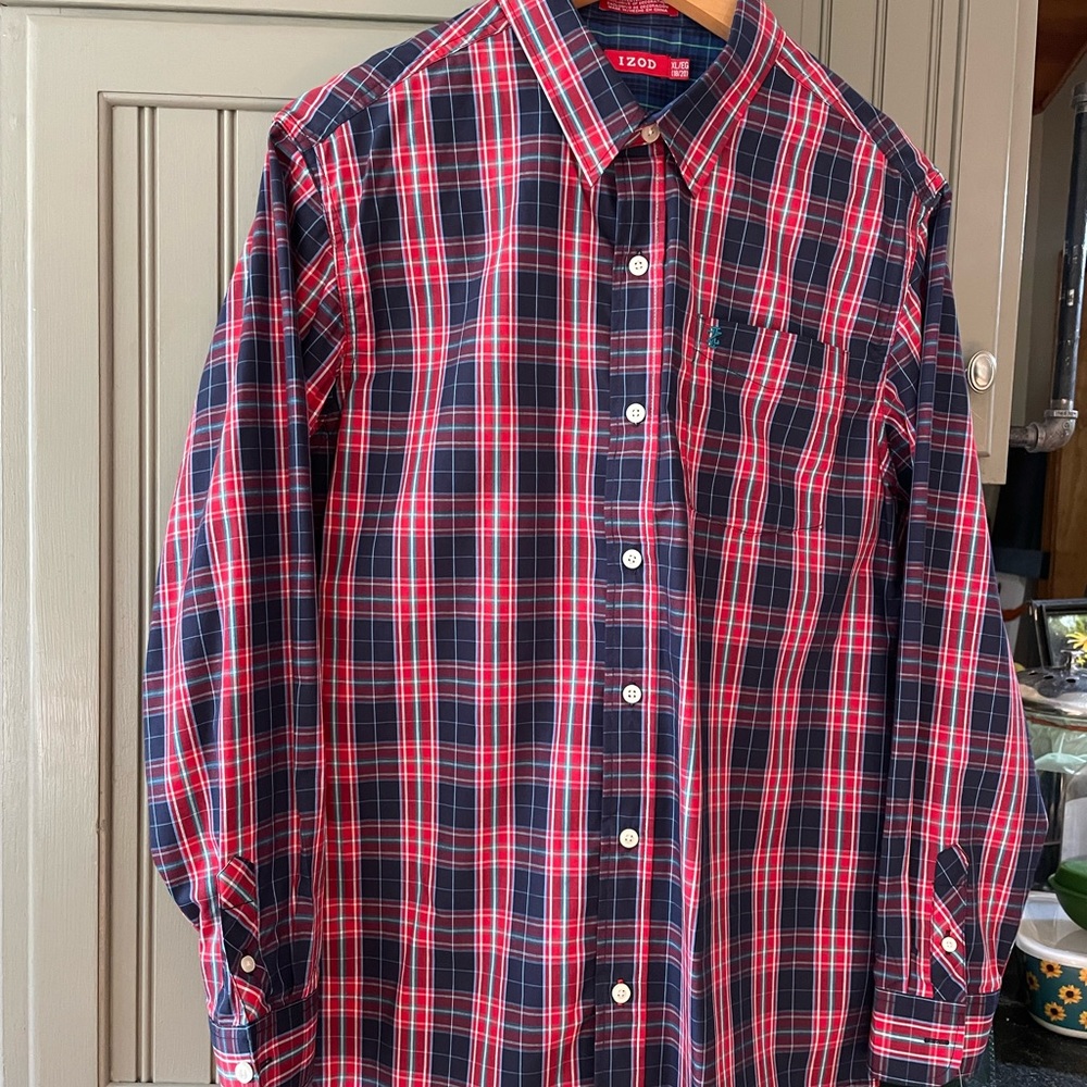 IZOD Long Sleeve Button Down Shirt
